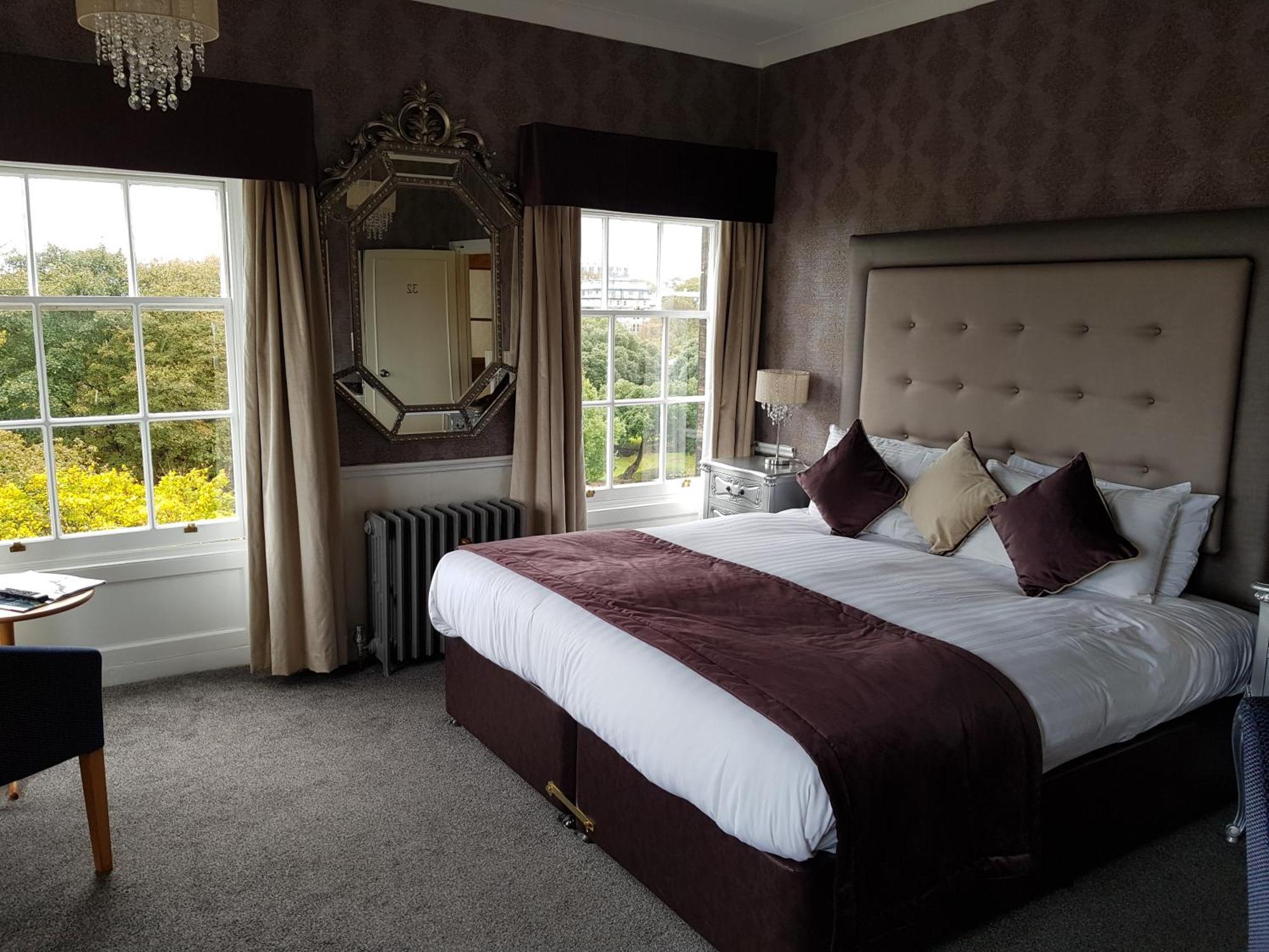 The Crescent Hotel Scarborough Exterior photo
